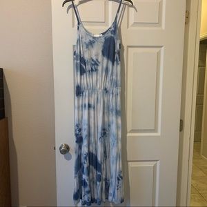 Blue Tie-Dye Maxi Dress. Size Small